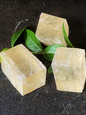 Kalcit Gyllene kub