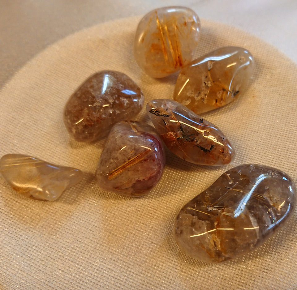 Rutilkvarts, Guld trumlad ca 20-30mm