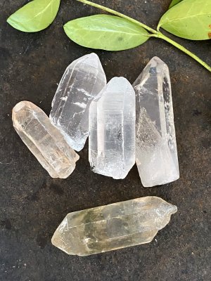 Tibetskvarts Råa Spetsar AA